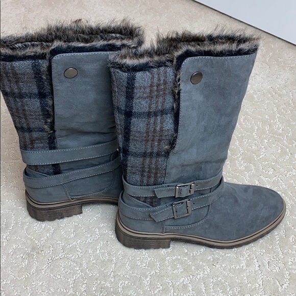 Just Fab NWOT McKenna, faux suede, fold-over boots - Picture 5 of 13